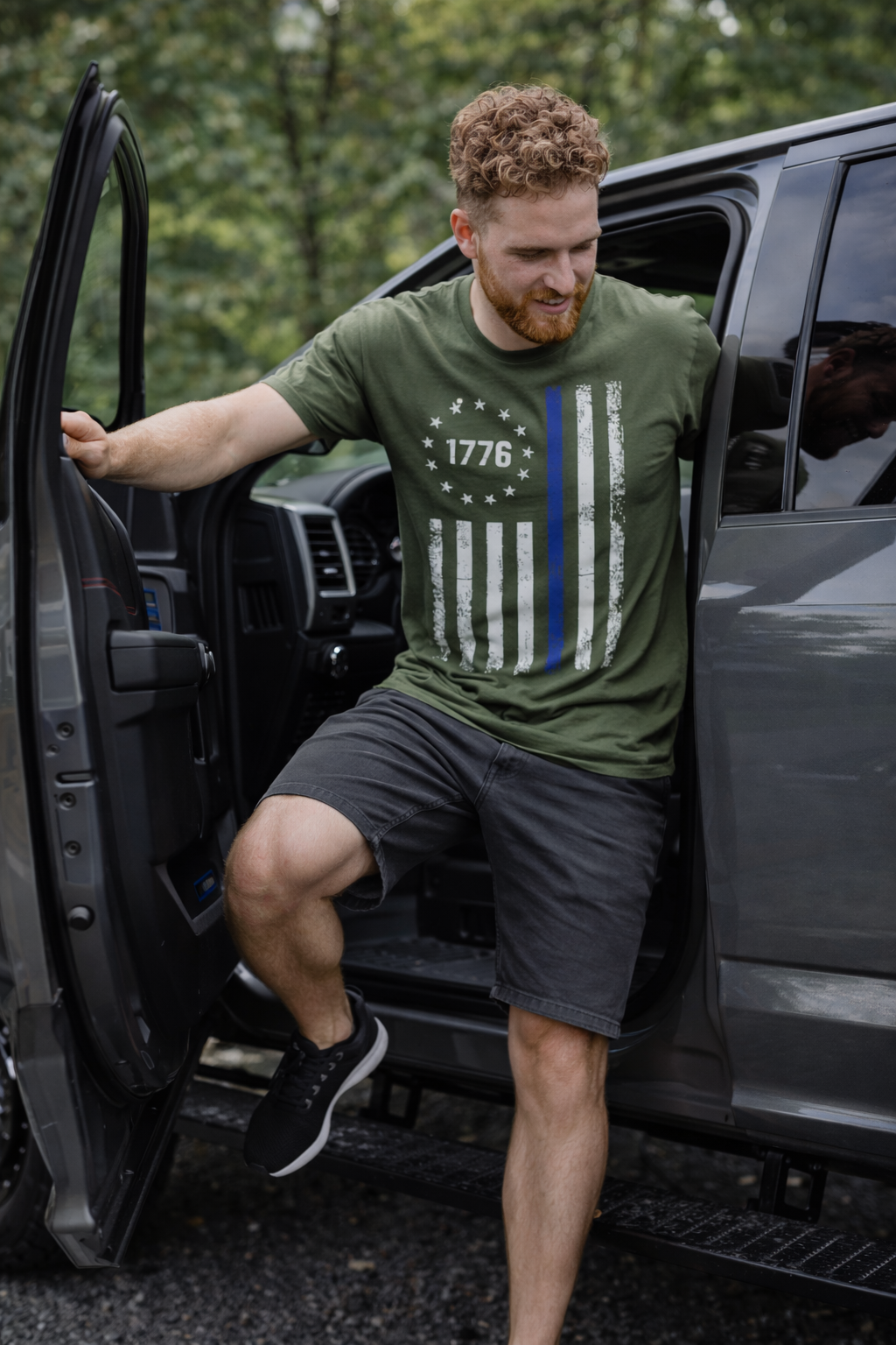 1776 Blue Line Flag Tee – Grit, Freedom & Street Patriot Style